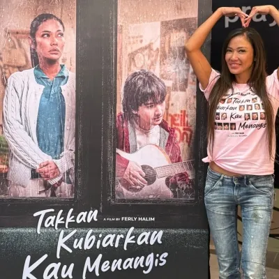 Shanty Mewek Ingat Mendiang Ibu Usai Lihat Trailer Film 'TAKKAN KUBIARKAN KAU MENANGIS'