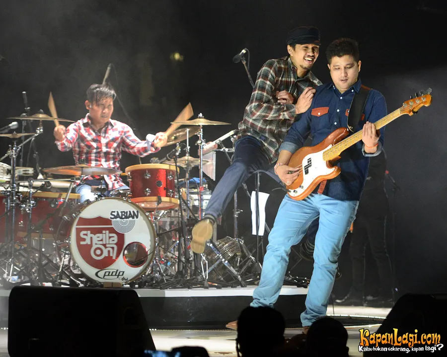 Sheila On 7 dalam penampilannya di Jakarta beberapa waktu lalu ©Bambang E Ros