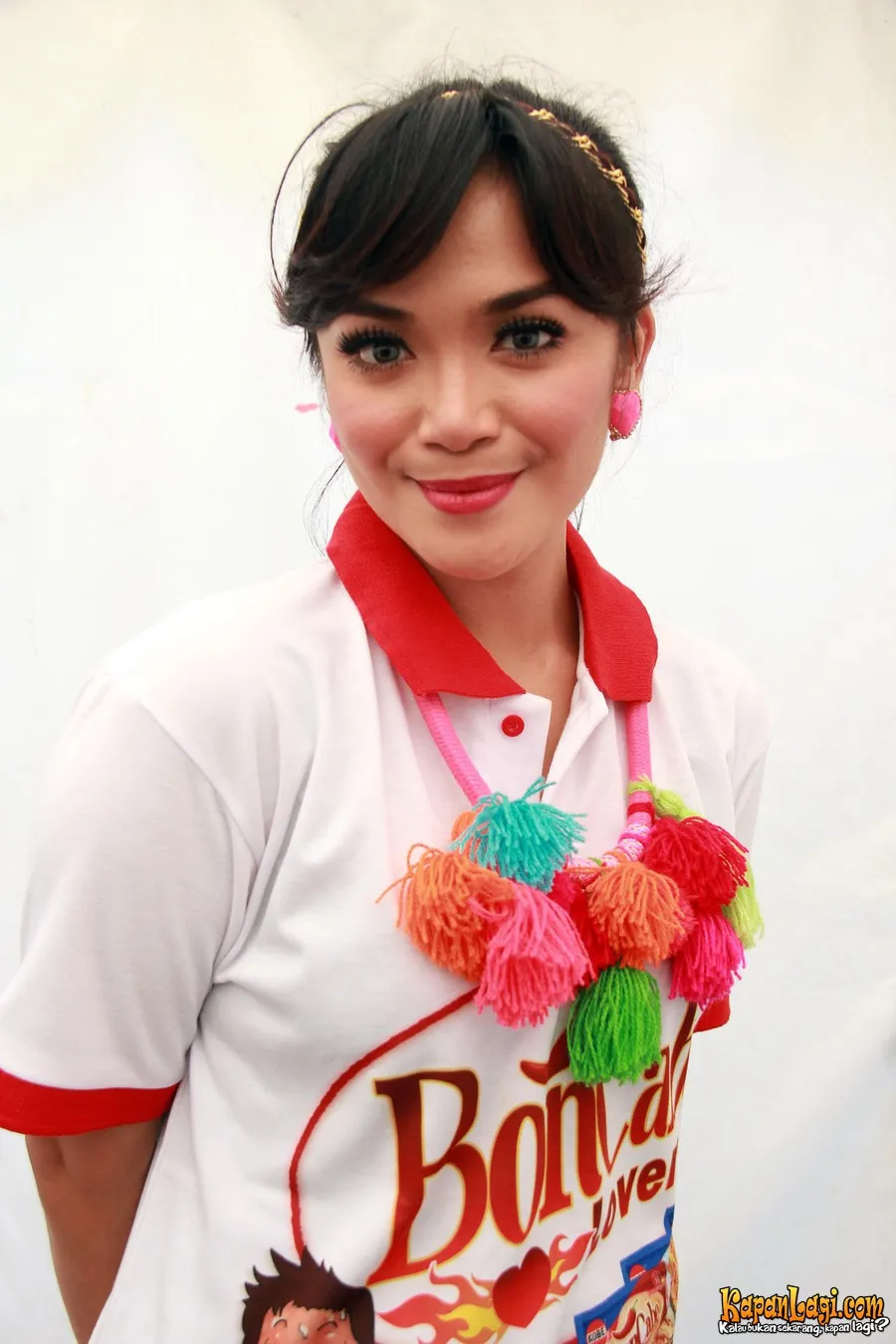 Sheza Idris pikirkan untuk tampil berhijab.