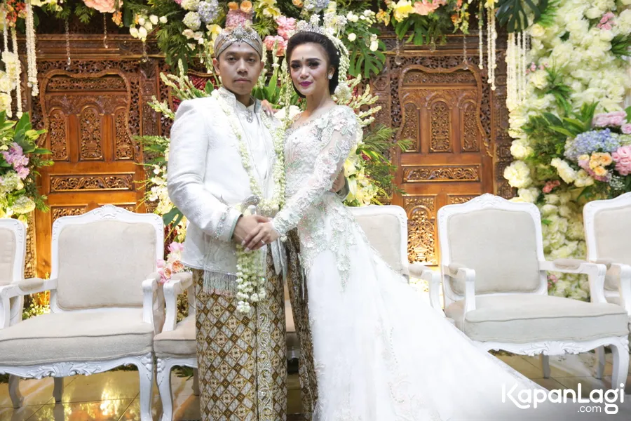 Sheza Idris resmi menikah dengan Surya Ibrahim. ©KapanLagi.com/Budy Santoso