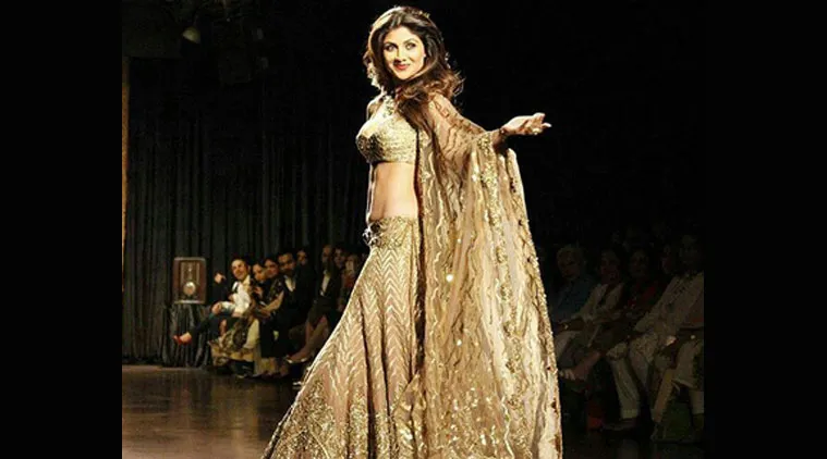 Ini dia penampilan memukau Shilpa Shetty di atas catwalk @indianexpress.com