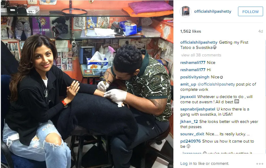 Ini dia potret Shilpa Shetty saat menato lengan kirinya @instagram.com/officialshilpashetty