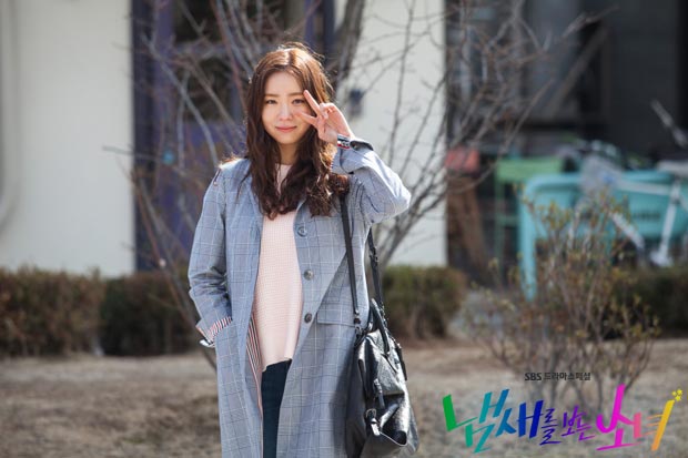 Shin Se Kyung saat syuting drama The Girl Who Sees Smell. @mwave.interest.me