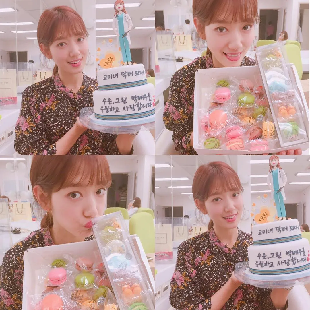 Park Shin Hye yang juga mendapat kiriman cake dari stylish You're Beautful. ©Instagram/ssinz7