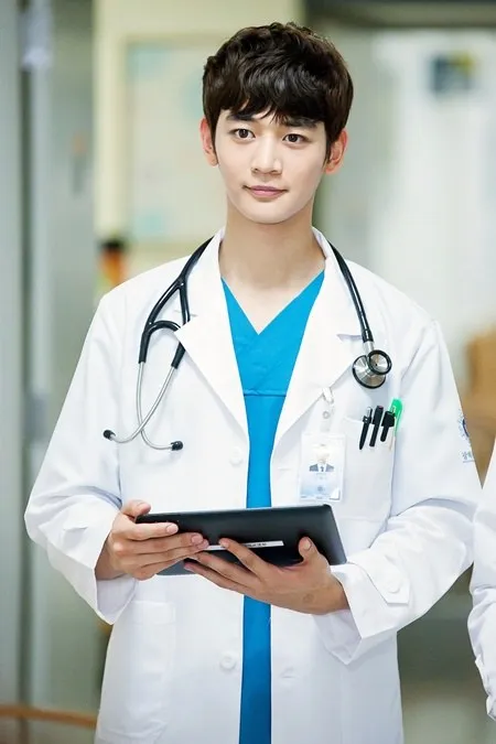 Minho SHINee ©soompi.com