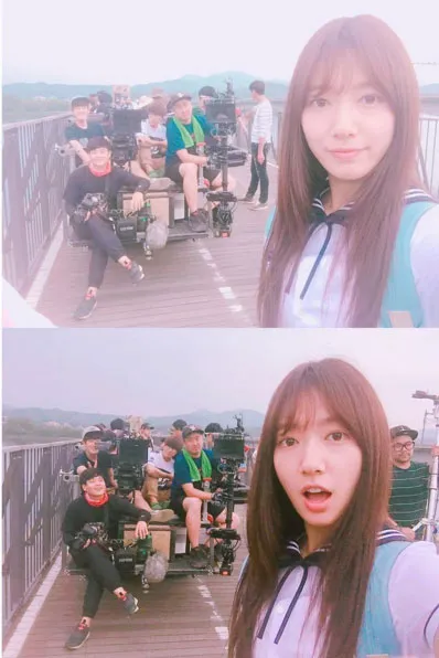Park Shin Hye tampil cute memakai seragam SMA dan style rambut berponi. ©Instagram/ssinz7