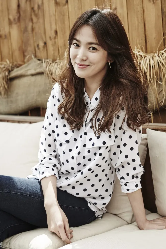 Song Hye Kyo kagumi Jin Hoo © Kpop Herald