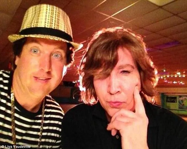 ©Twitter / itsrealH