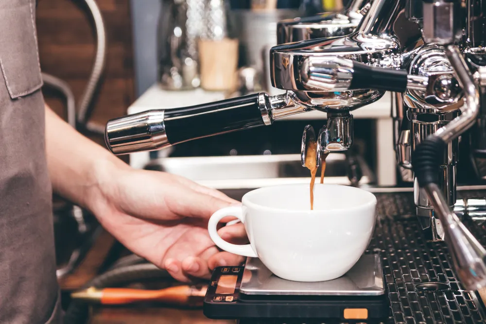 Kini keberadaan cafe sudah menjamur dimana-mana. credit: shutterstock