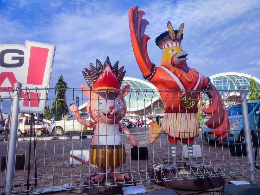 Credit via Shutterstock.com/Risqi Rizal 