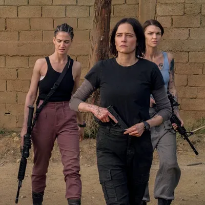 Sinopsis Film DIRTY ANGELS yang Tayang di TV Malam Ini, Sabtu 15 November 2025 Jam 21.00