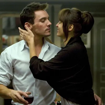 Sinopsis Film FROM PARIS WITH LOVE, Tayang Jumat 13 Februari 2026 Pukul 23.00 WIB