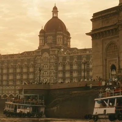 Sinopsis Film HOTEL MUMBAI yang Tayang di TV Malam Ini, Minggu 9 November 2025 Jam 21.00