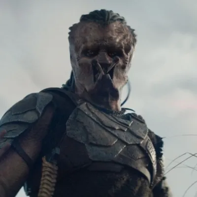 Sinopsis 'PREDATOR: BADLANDS' - Dimitrius Koloamatang Perankan Sang Pemburu Legendaris