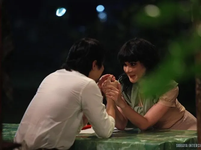 Luna Maya akui baru pertama kali alami kejadian mistis saat syuting. (Credit: Soraya Intercine Films)