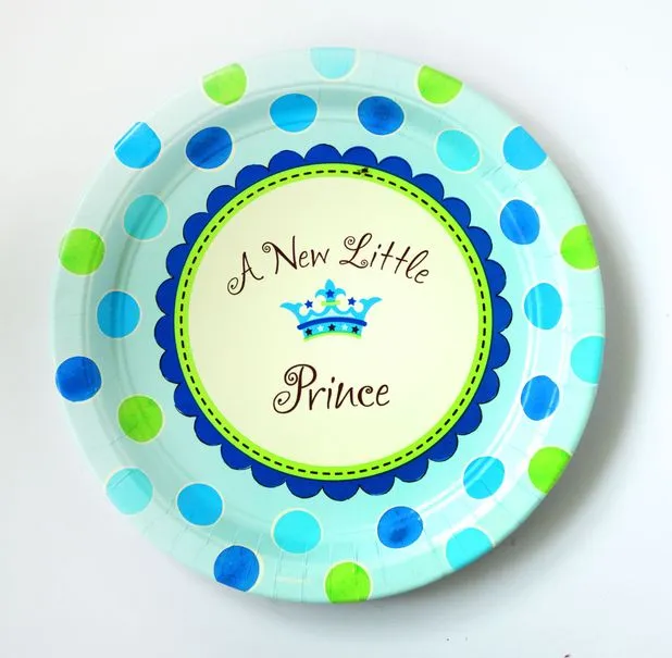 Piring warna biru jika William - Kate bakal punya bayi laki-laki.