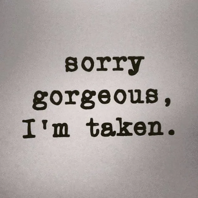 Choi Siwon member Super Junior memposting foto Instagram tanda sudah memiliki pacar? @siwon1987 Instagram