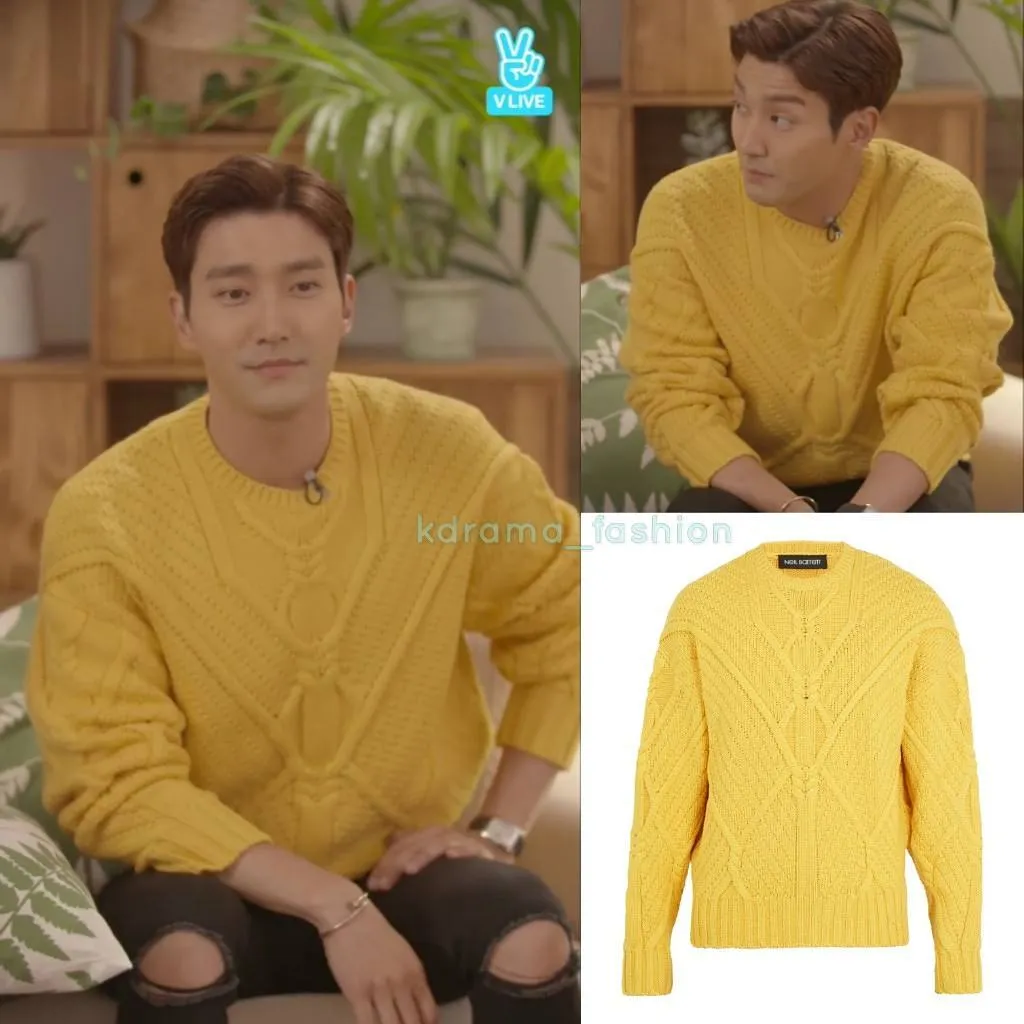 Sweater kembar Siwon dan Changmin. © Instagram/kdrama_fashion