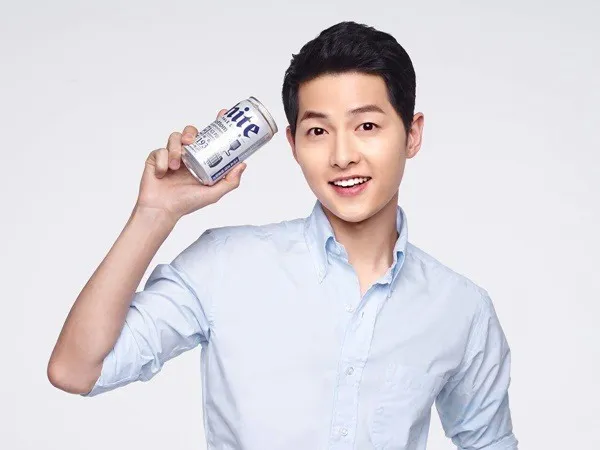 Song Joong Ki makin laris ngiklan © Hite