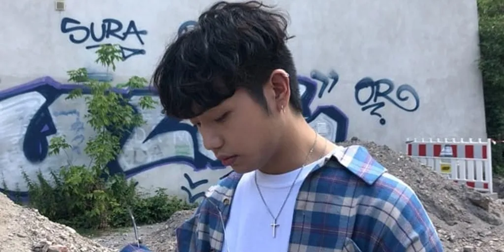 Sam Kim - Breath (Terjemahan)