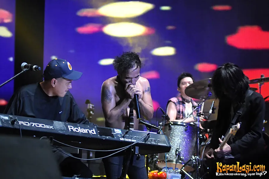 Slank Berkolaborasi Dengan Gita Wiryawan/@Foto: KapanLagi.com®/Bambang