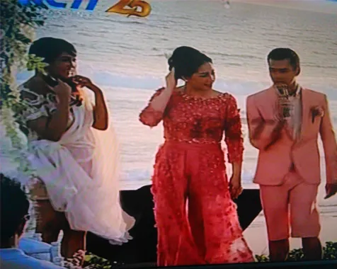 Marsha ikut terharu dengan kebahagiaan yang dirasakan kakaknya @ RCTI