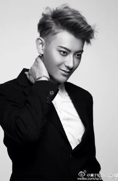 SM segera menanggapi persoalan Tao. ©soompi.com