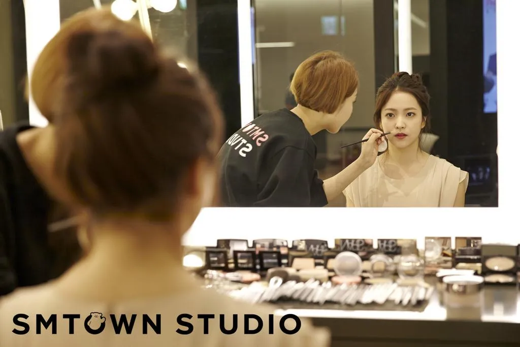 Make over di SM Studio ©Instiz