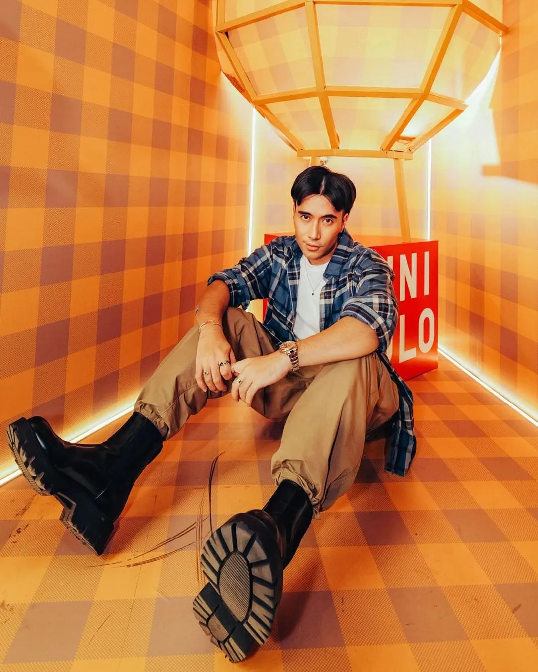 Potrait Vidi Aldiano (Sumber : Instagram @Vidialdiano)
