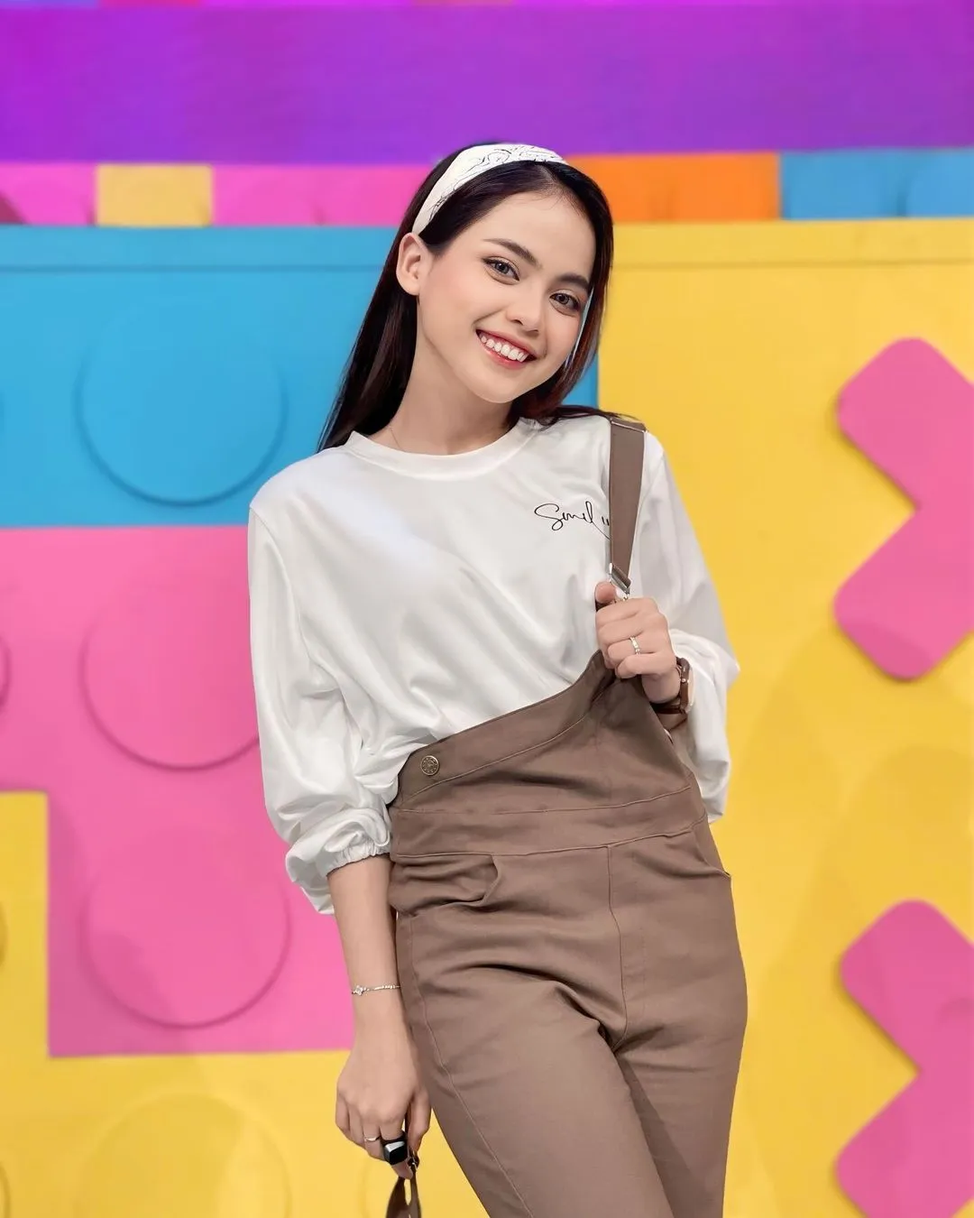 Instagram.com/da4_putri03
