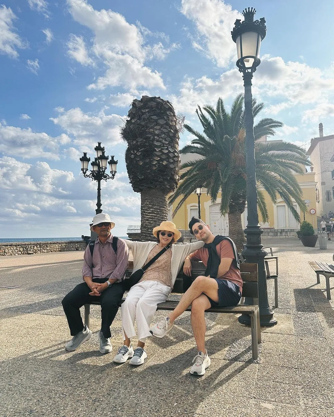 Instagram.com/maudyayunda