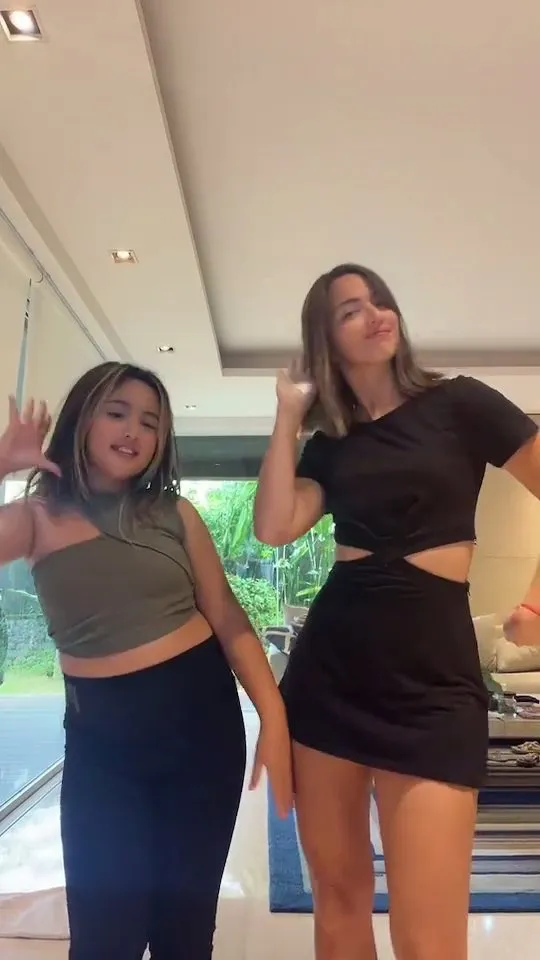  (credit: tiktok.com/nia.ramadhani.bakrie/)