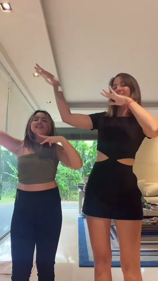  (credit: tiktok.com/nia.ramadhani.bakrie/)