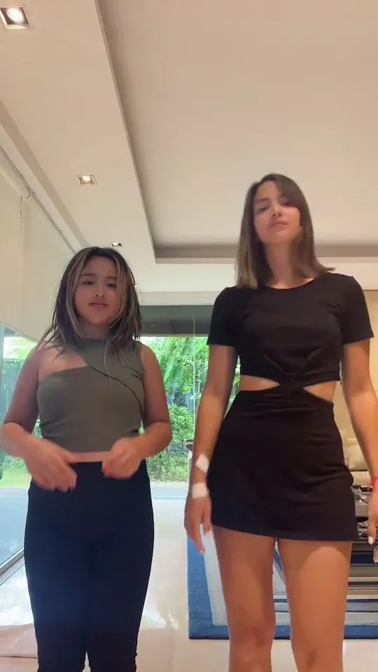  (credit: tiktok.com/nia.ramadhani.bakrie/)