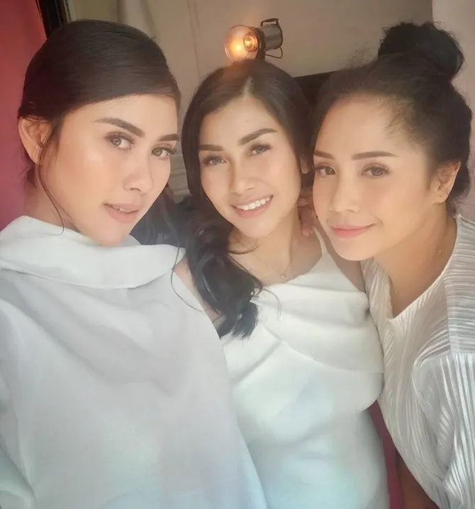 © instagram.com/nissyaa
