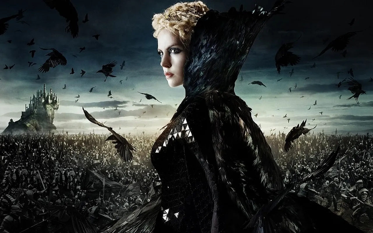 SNOW WHITE AND THE HUNTSMAN / © Universal Studios