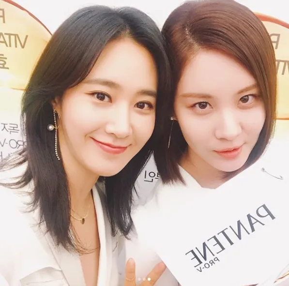 Yuri dan Seohyun menghadiri event yang sama © instagram.com/seojuhyun_s
