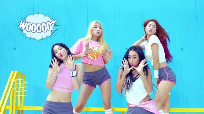 Sistar dengan lagu Shake It muncul sebagai lagu paling populer menurut Melon pada musim panas 2015 ini, selamat! ©kpopherald.com