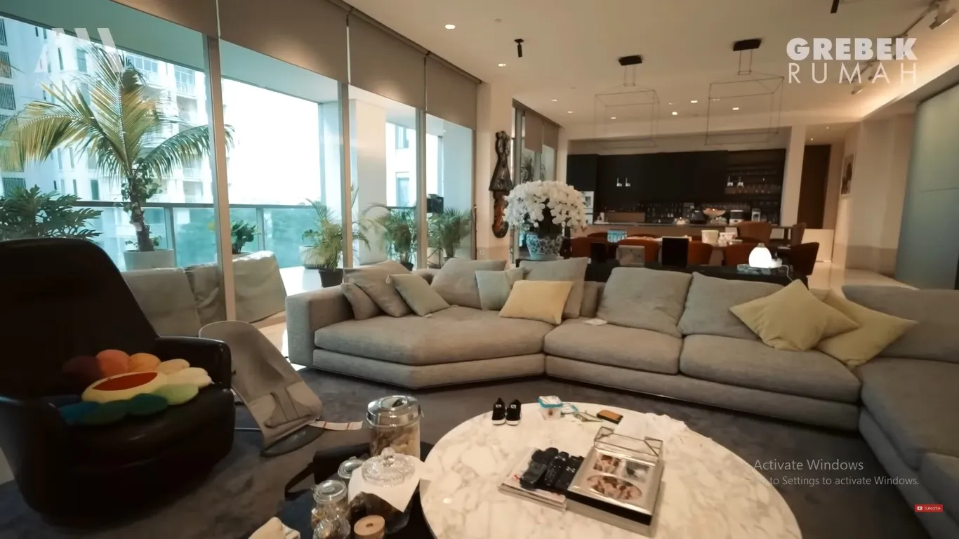 Sofa yang Cozy Banget