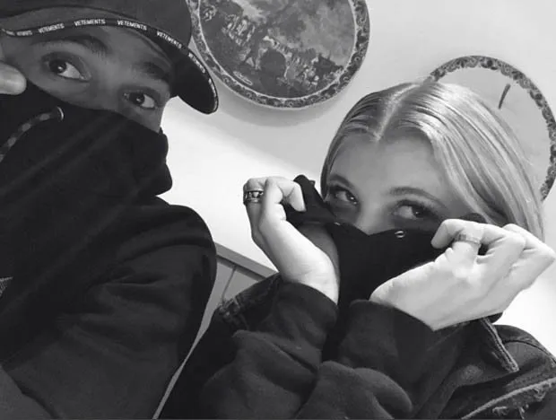 Lewis Hamilton dan Sofia Richie pacaran? © Instagram.com