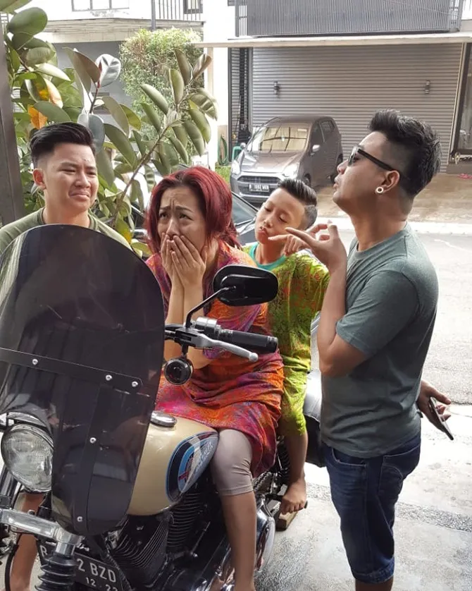 (credit : instagram.com/showimah)