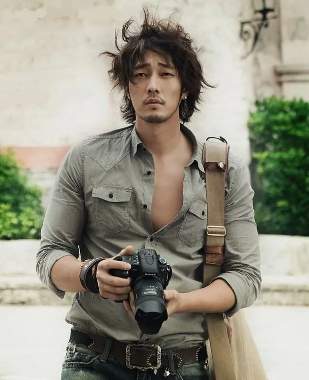 Selain berakting So Ji Sub juga bisa ngeRap. ©koreandrama.org