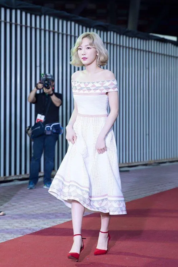 Taeyeon saat di KCON Abu Dhabi © allkpop.com