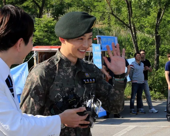 Song Joong Ki mengungkapkan salah satu sahabatnya adalah sumber penyemangat. ©yonhap
