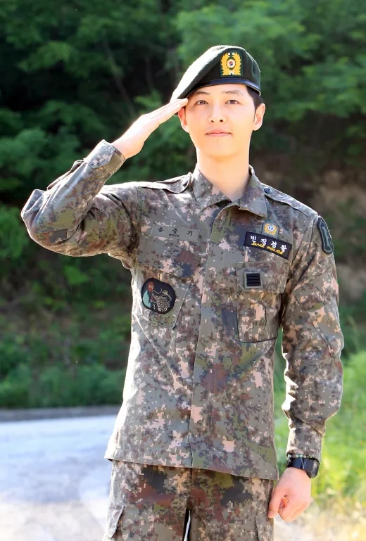 Welcome back Song Joong Ki! ©yonhap news