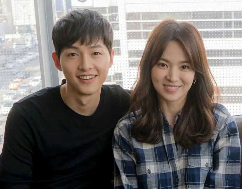 Song Joong Ki dan Song Hye Kyo dikabarkan telah memilih venue pernikahan mereka. © couch-kimchi.com