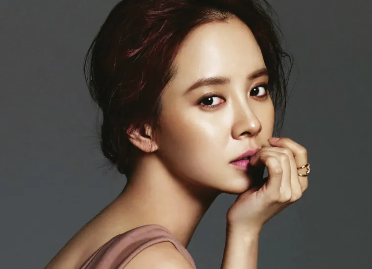 Song Ji Hyo memutuskan tidak perpanjang kontrak dengan C-Jes. ©soompi.com