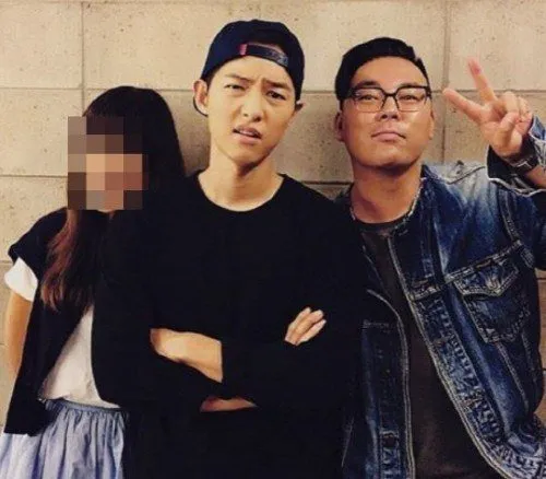 Penampilan terbaru Song Joong Ki yang makin cute. ©hancinema.net