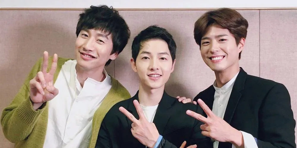 Song Joong Ki bersama dua sahabat dekat, Park Bo Gum dan Lee Kwang Soo. ©allkpop.com