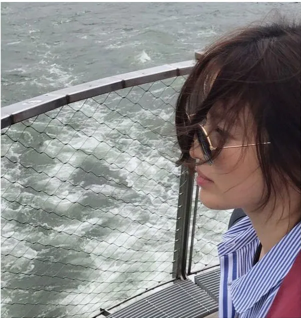 Postingan perdana Song Hye Kyo pasca pengumuman nikah dengan Song Joong Ki. © Instagram/1122